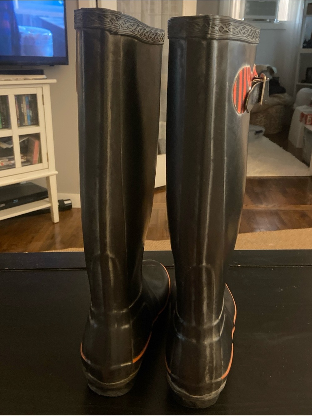 Hunter Black Tall Rubber Rain Boots with Red-Trim Logo festival size 8 - Picture 3 of 5